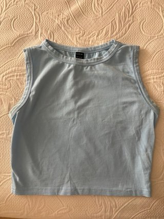Lote 8 tops y camisetas Bershka