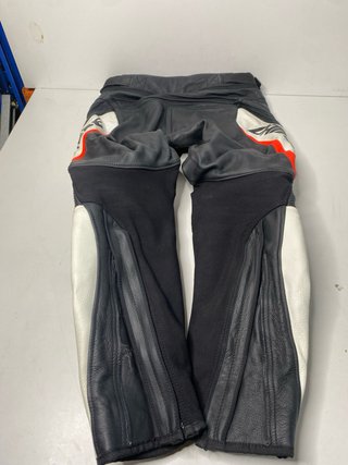 : Pantalón Dainese Delta Pro Evo C2 Piel Moto