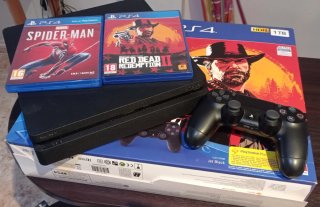 PS4 Slim 1TB + Spiderman y RDR2