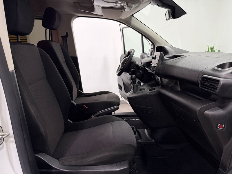 Peugeot Rifter 2021, foto 11