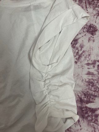 Camiseta blanca de manga corta