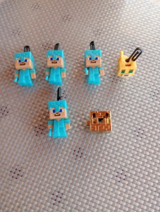 Muñeco Minecraft 1.50 cada uno