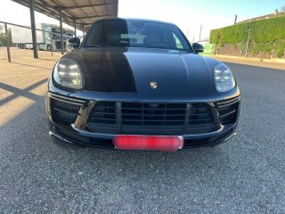 Porsche Macan Turbo 2021