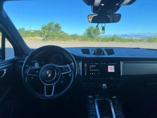 Porsche Macan Turbo 2021