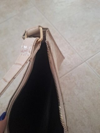 Bolso beige estampado cocodrilo