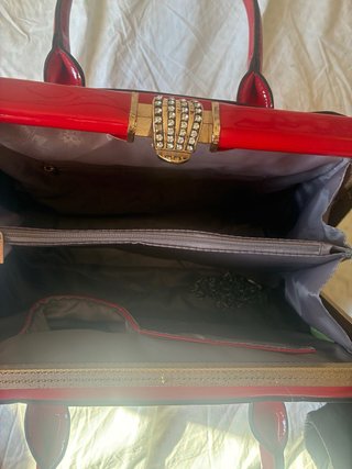 Bolso de mano rojo para eventos
