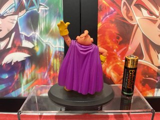 Figura gashapon Majin Buu Dragon Ball Salvat