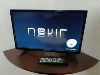Televisor Nevir 22 pulgadas Portátil