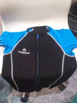 Camiseta Neopreno Tribord Azul y Negra