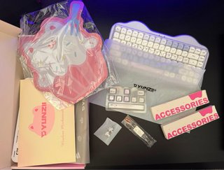 Teclado Mecánico YUNZII C75 Beige/Morado