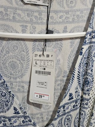 Vestido Stradivarius estampado floral
