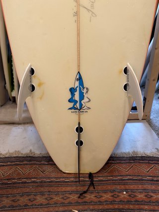 Tabla de Surf Midlength Naranja y Amarilla