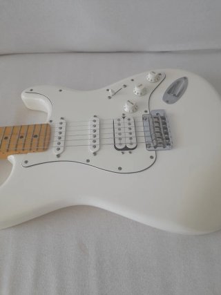 Guitarra Eléctrica Blanca