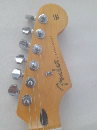 Guitarra Eléctrica Blanca