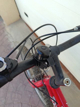 Bicicleta Montaña Top Trotter roja y blanca 26"
