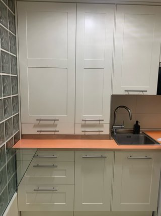 Muebles de cocina blanco roto