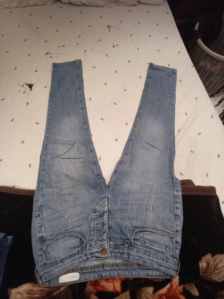 Vaqueros 3 en 9 euros