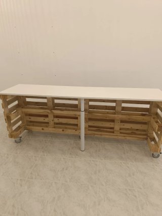 Mostrador de madera para tienda