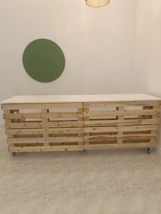 Mostrador de madera para tienda