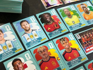 Lote 570 cromos diferentes Panini Mundial 2026