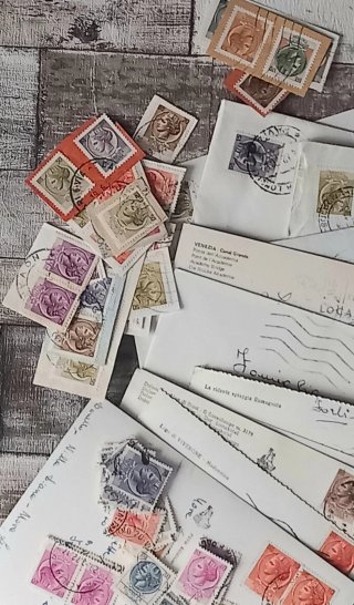 LOTTO OLTRE 1000 FRANCOBOLLI SIRACUSANA ITALIA