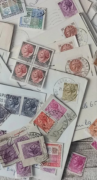 LOTTO OLTRE 1000 FRANCOBOLLI SIRACUSANA ITALIA