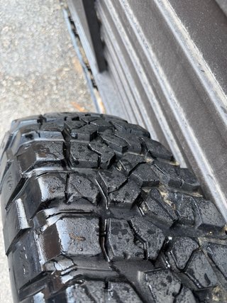 Neumático BFGoodrich 255/85 R16 Mud Terrain