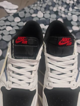 Jordan 1 Low UNC Travis Scott 43 nuove poco tratt