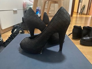 Zapatos de tacón negros talla 38