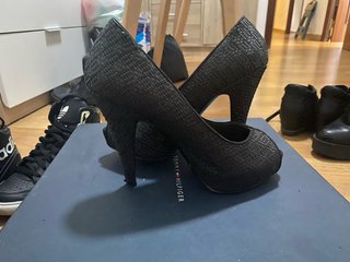 Zapatos de tacón negros talla 38