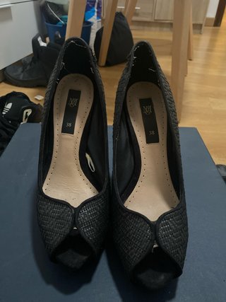 Zapatos de tacón negros talla 38