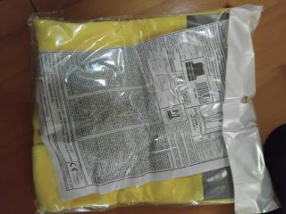 Luz de emergencia con imán, chaleco y astuce