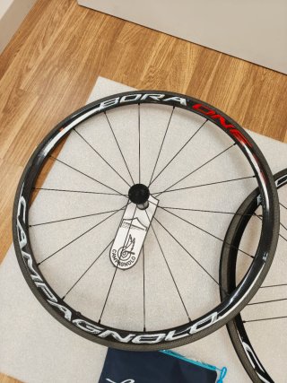 Cuadro Colnago + Llantas Campagnolo