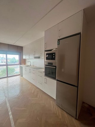 Cocina completa con electrodomésticos | 4,2 m |