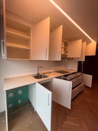 Cocina completa con electrodomésticos | 4,2 m |