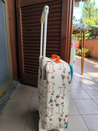 Trolley bambino con cani e uccellini
