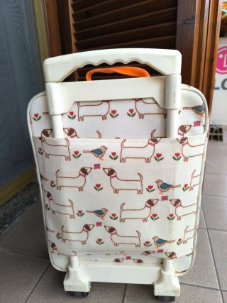 Trolley bambino con cani e uccellini