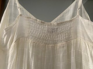 Vestido de verano crema  de tirante