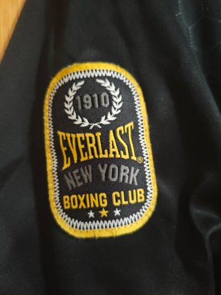 Chaqueta Everlast Cremallera Negra y Dorada