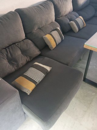 Sofá chaise longue gris