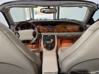 Jaguar XK8 Cabrio