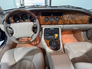 Jaguar XK8 Cabrio