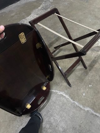 Mesa camarera plegable de madera