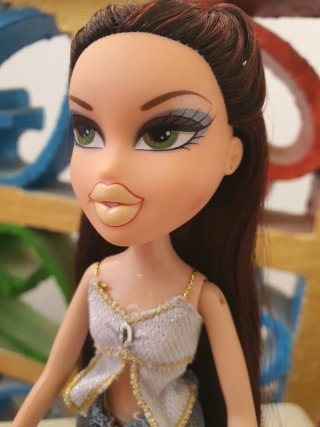 Bratz Forever Diamondz Katia