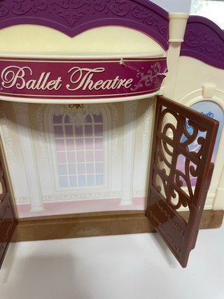Teatro Sylvanian Families con figuras