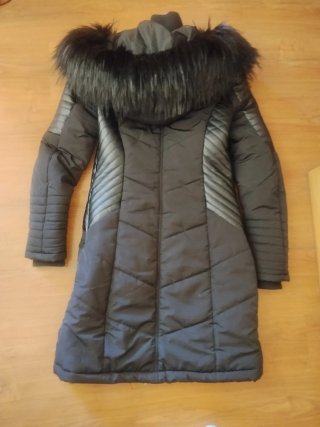 Chaquetón negro con pel
