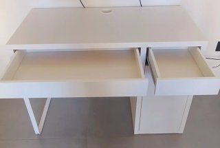 Scrivania IKEA MICKE 105x50x75