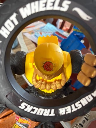 Pista Hot Wheels Monster Truck Gorila