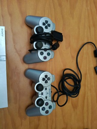 Consola PS2 Slim Plateada Sony precio negociable