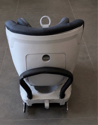 Britax Römer Dualfix i-Size 360º ISOFIX
